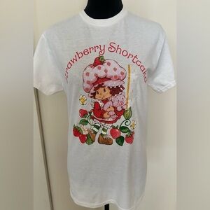 Strawberry Shortcake Women’s Graphic Tee - Size S - NWT